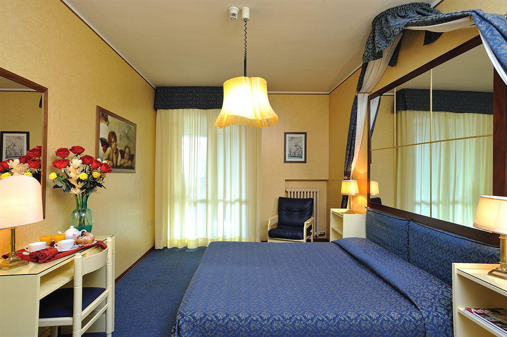 Hotel&Residence Dei Duchi Urbino Buitenkant foto